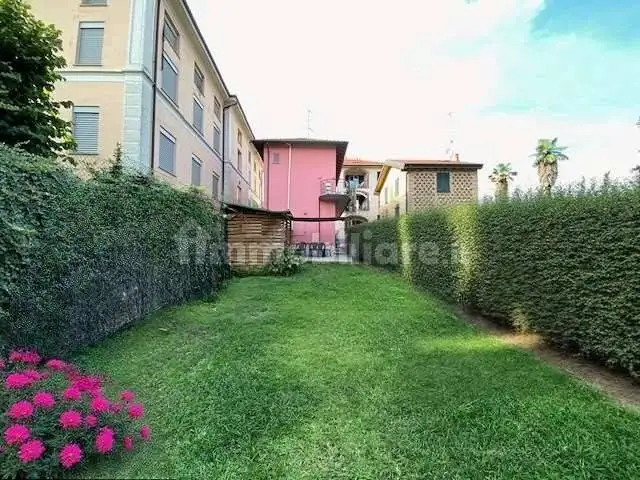 Terratetto unifamiliare via Roma, 13, Centro, Azzate - foto 2