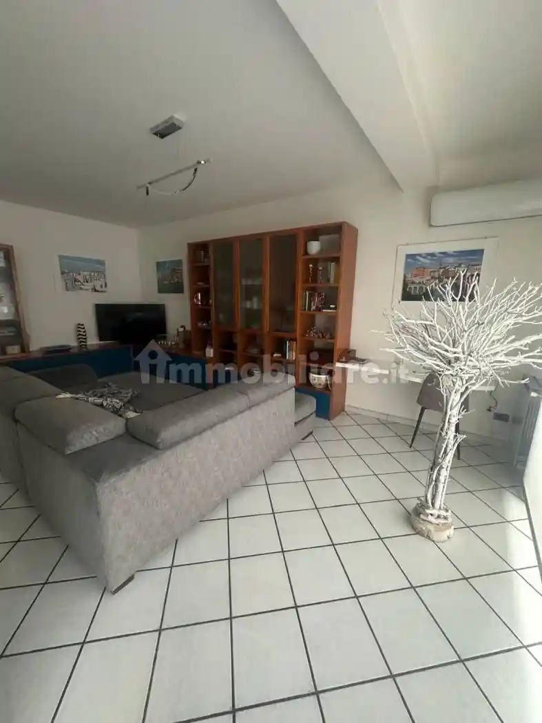 Trilocale ottimo stato, primo piano, Gaeta - foto 3