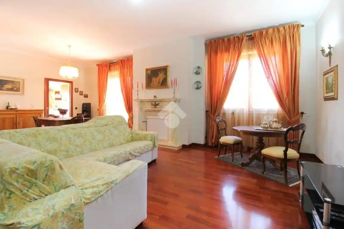 Appartamento via Svizzera 30, Centro, Roseto degli Abruzzi - foto 5