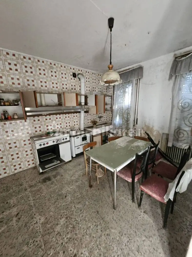 Villa unifamiliare via Roma, Centro, Chiarano - foto 4