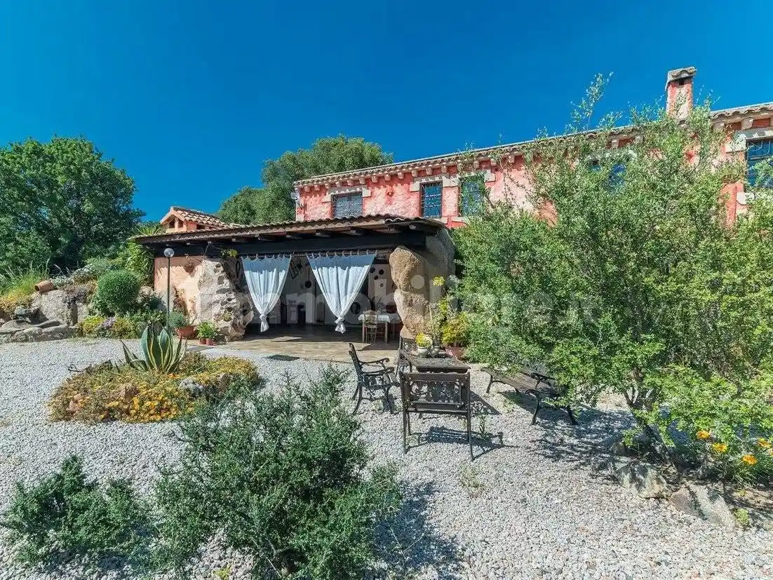 Villa in vendita a Arzachena