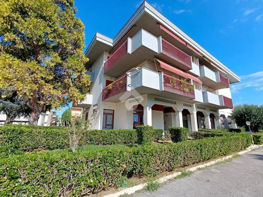 Appartamento in vendita a Pineto