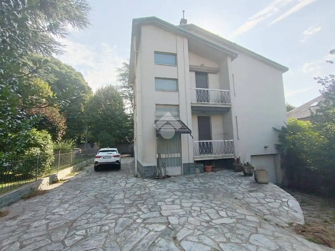 Villa in vendita a Barlassina