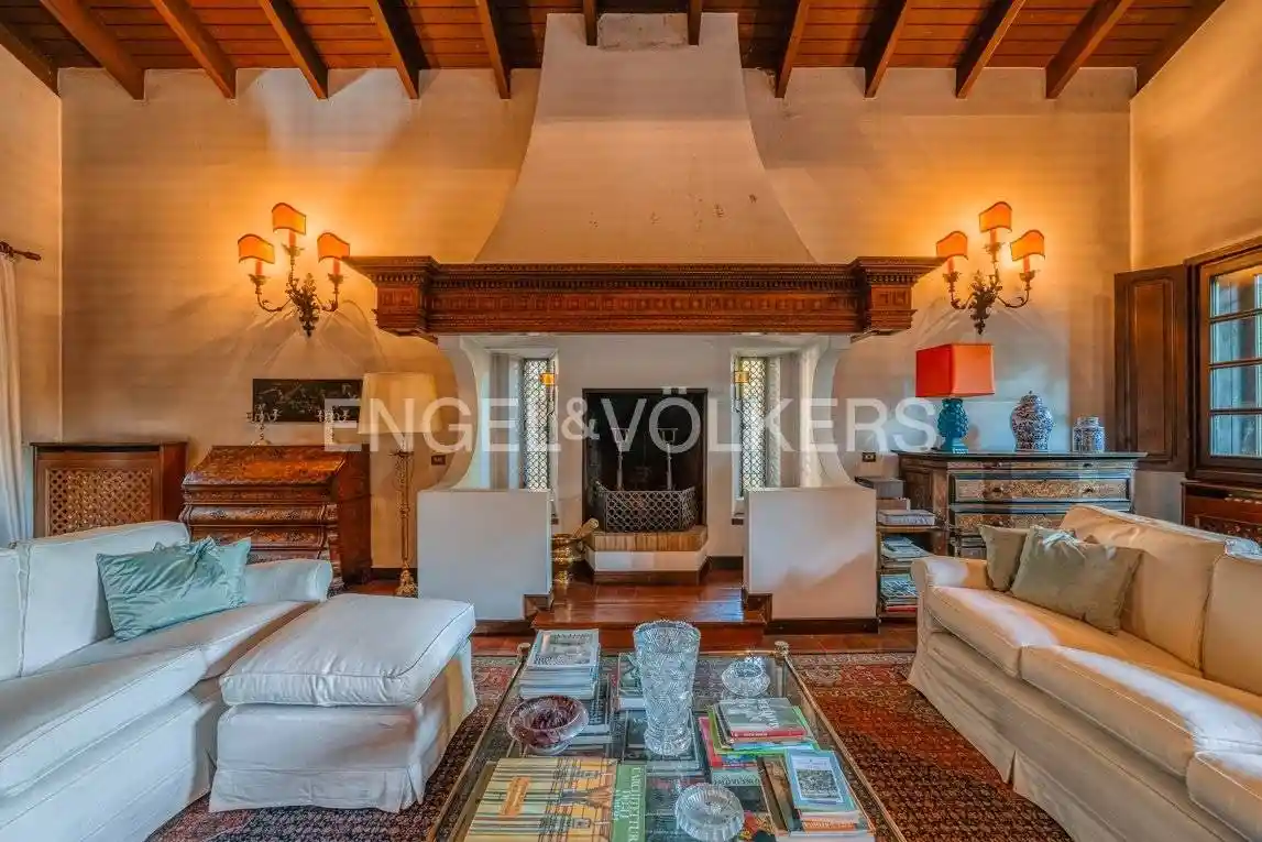 Villa in vendita a Saronno