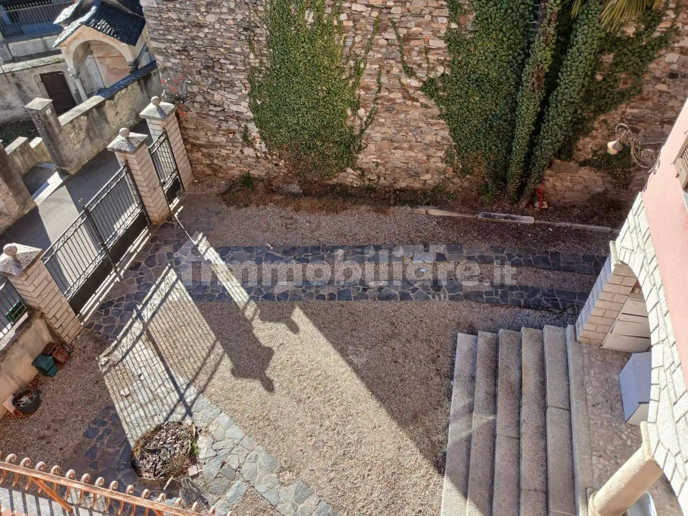 Trilocale via Fratelli Strigini 1, Centro, Ameno - foto 3