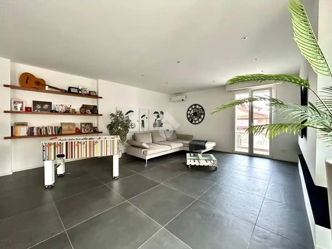 Quadrilocale ottimo stato, primo piano, Via Dario Campana, Rimini - foto 3