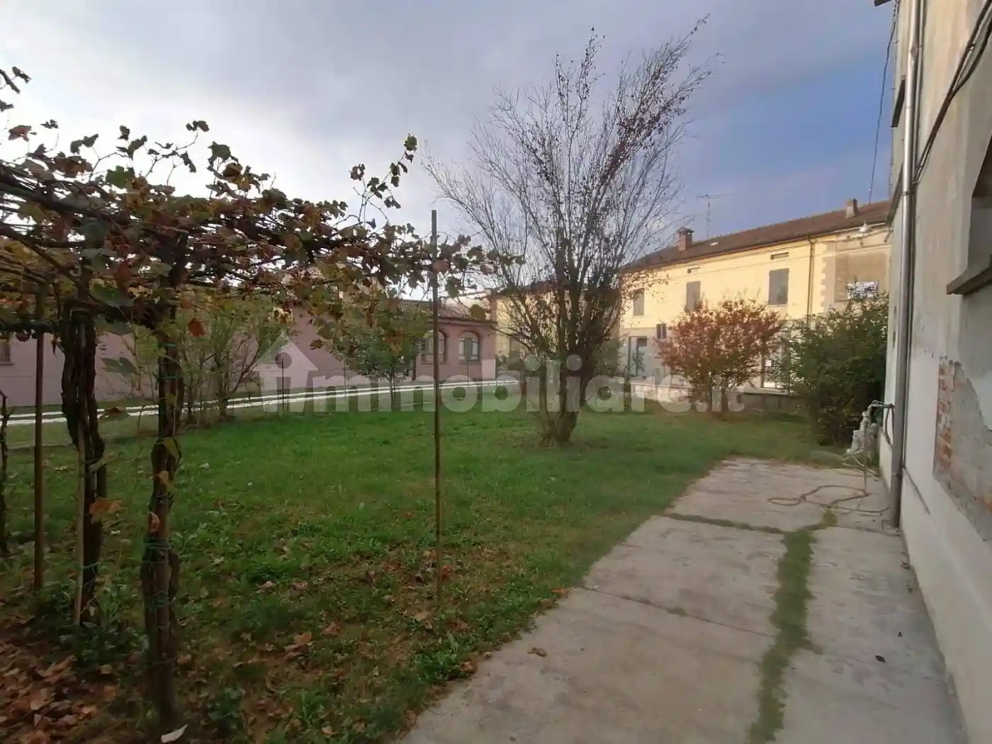 Villa in vendita a Sabbioneta