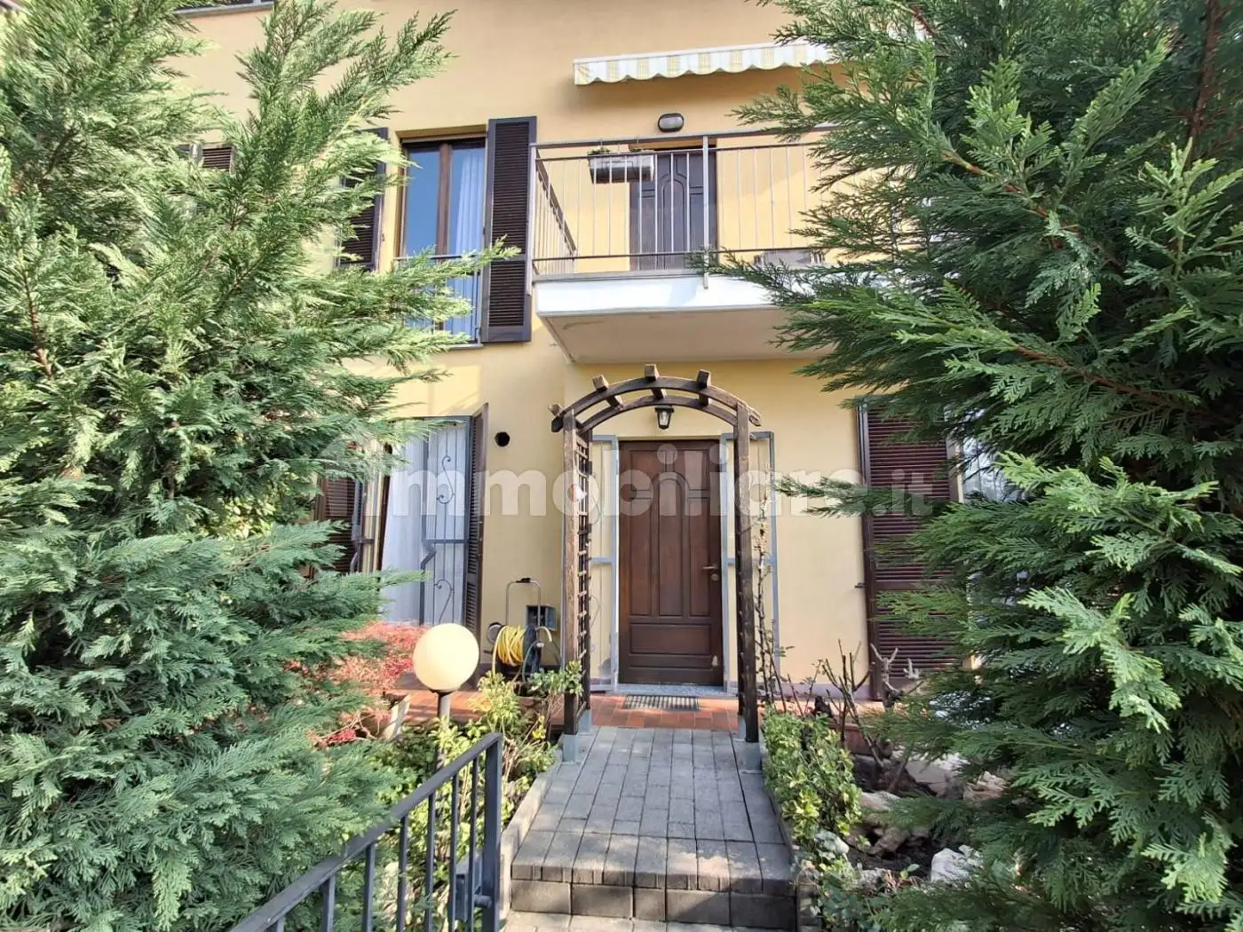 Appartamento in vendita a Villa d'Adda