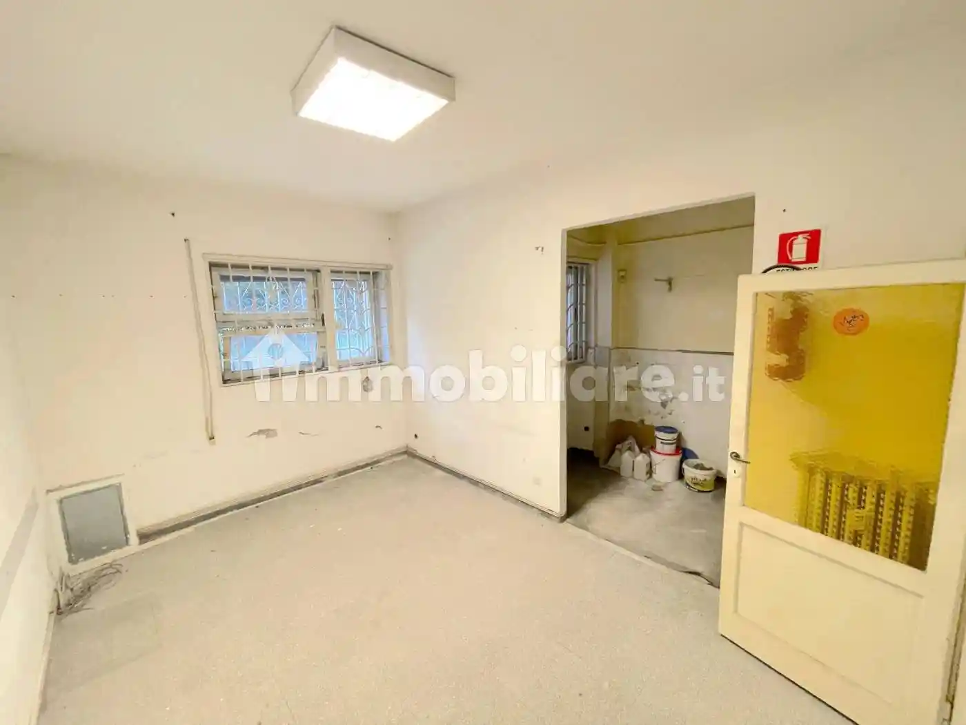 Bilocale via dei Pirenei 10, Eur, Roma - foto 2