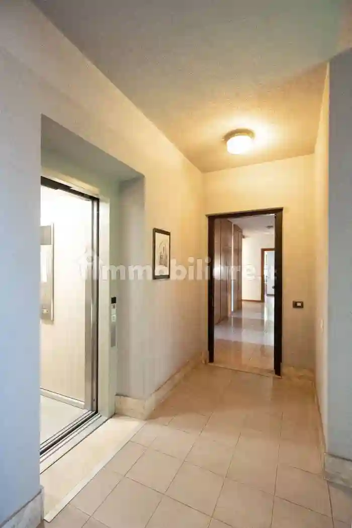 Quadrilocale via Guglielmo Marconi, Centro, Breno - foto 4