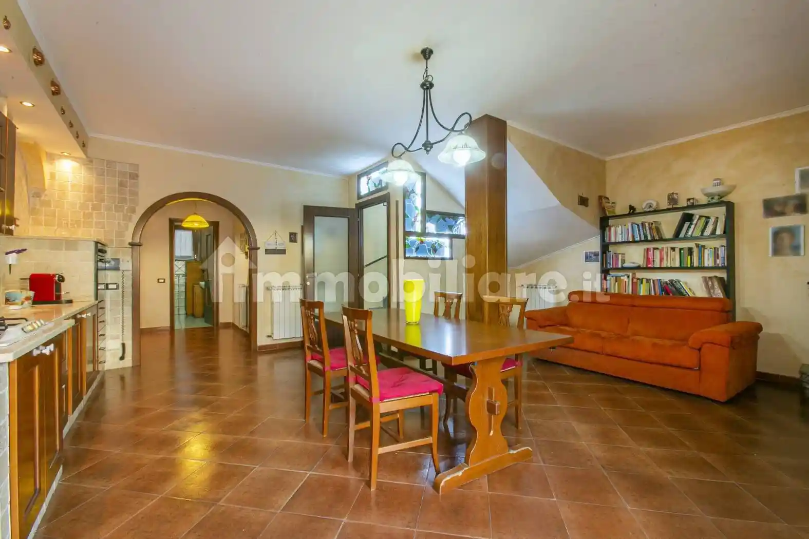 Villa a schiera 5 locali, buono stato, Poggio Fiorito, Guidonia Montecelio - foto 3