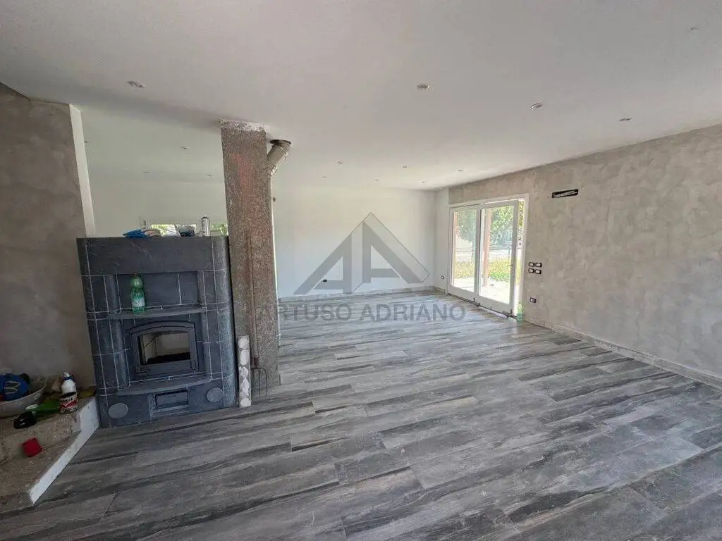 Villa unifamiliare, nuova, 217 m², Centro, Castello di Godego - foto 2