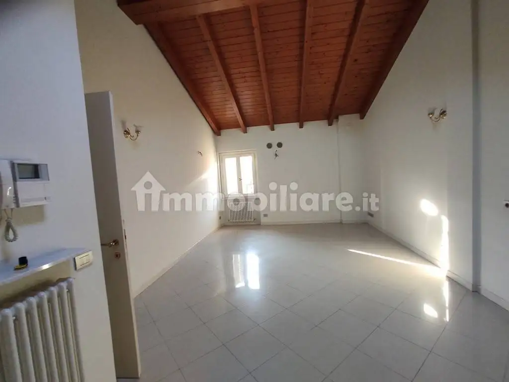 Appartamento in affitto a Piacenza