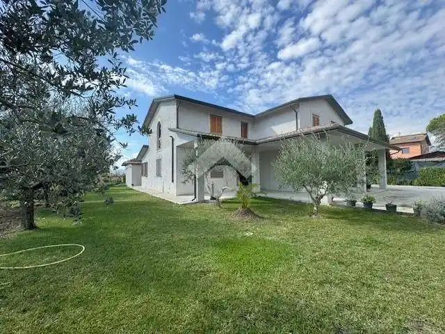 Villa in vendita a Spello