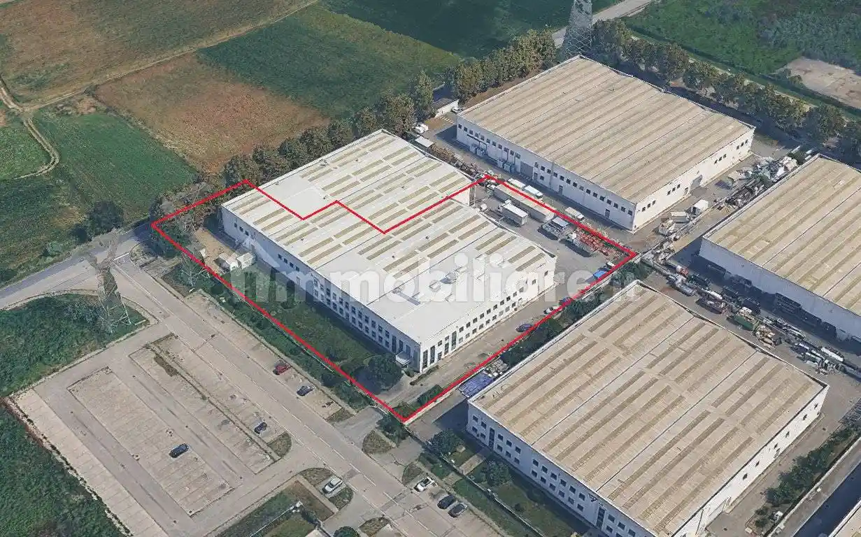 Palazzo - Edificio in Affitto - foto 3