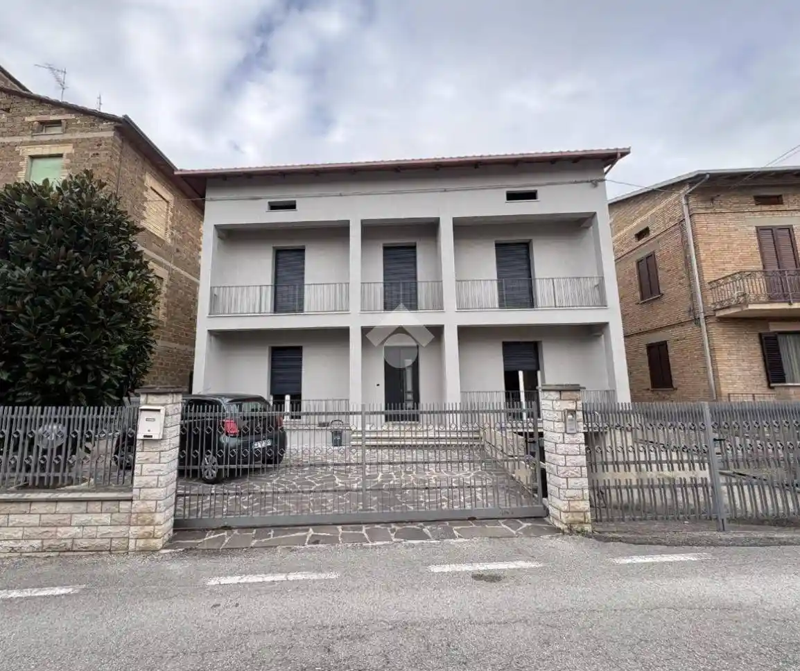Casa indipendente in vendita a Bastia Umbra