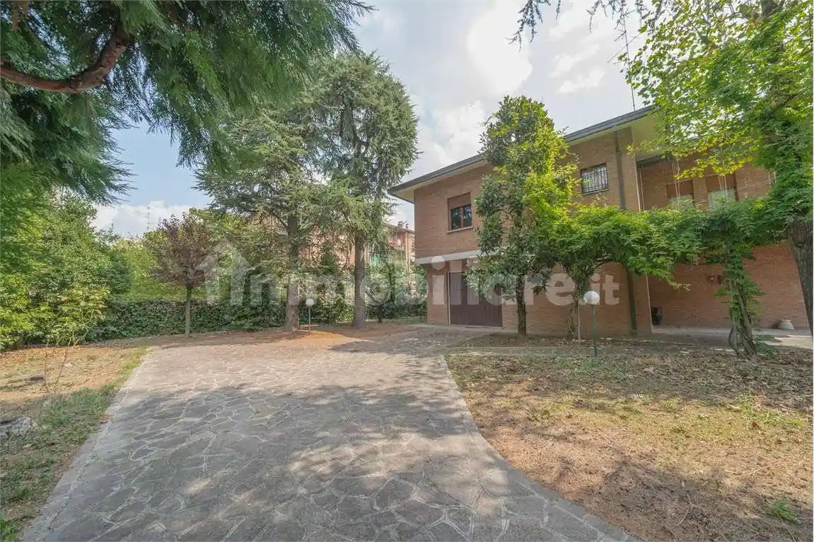 Villa in vendita a Carpi