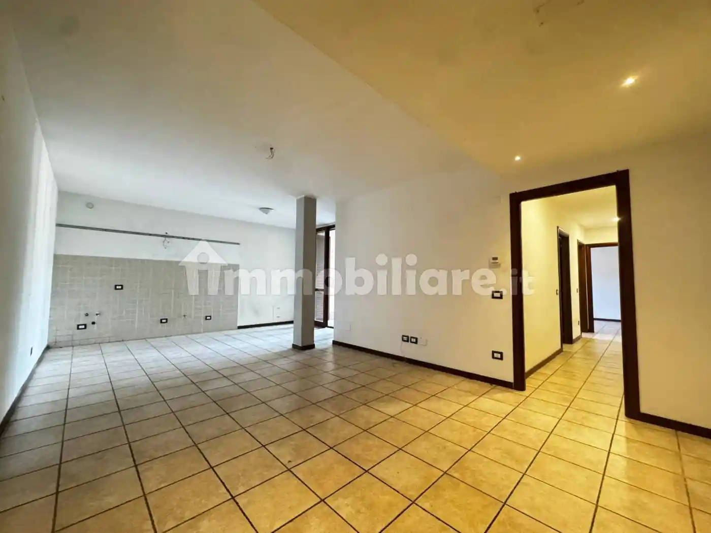 Trilocale via Giuseppe Mazzini 16, Centro, Borghetto Lodigiano - foto 3