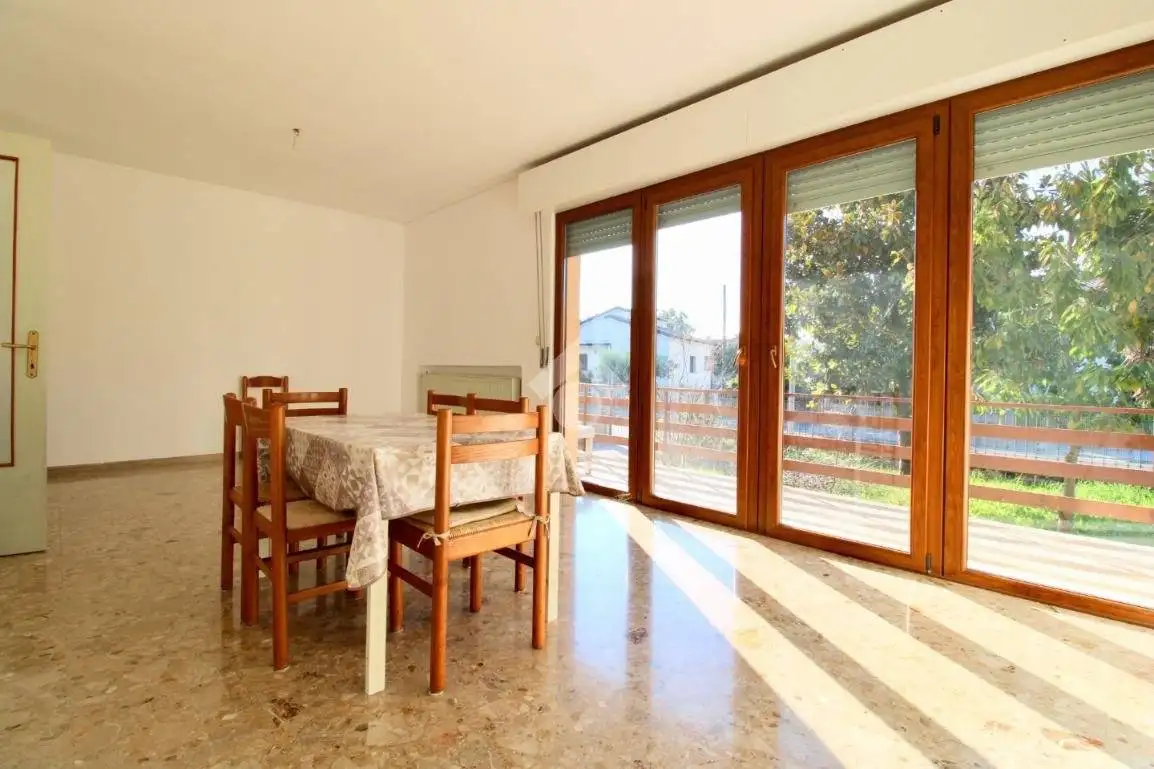 Villa in vendita a Palmanova