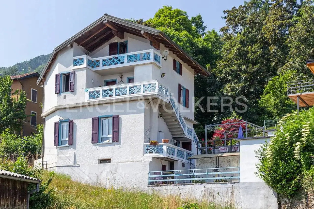 Villa in vendita a Miazzina