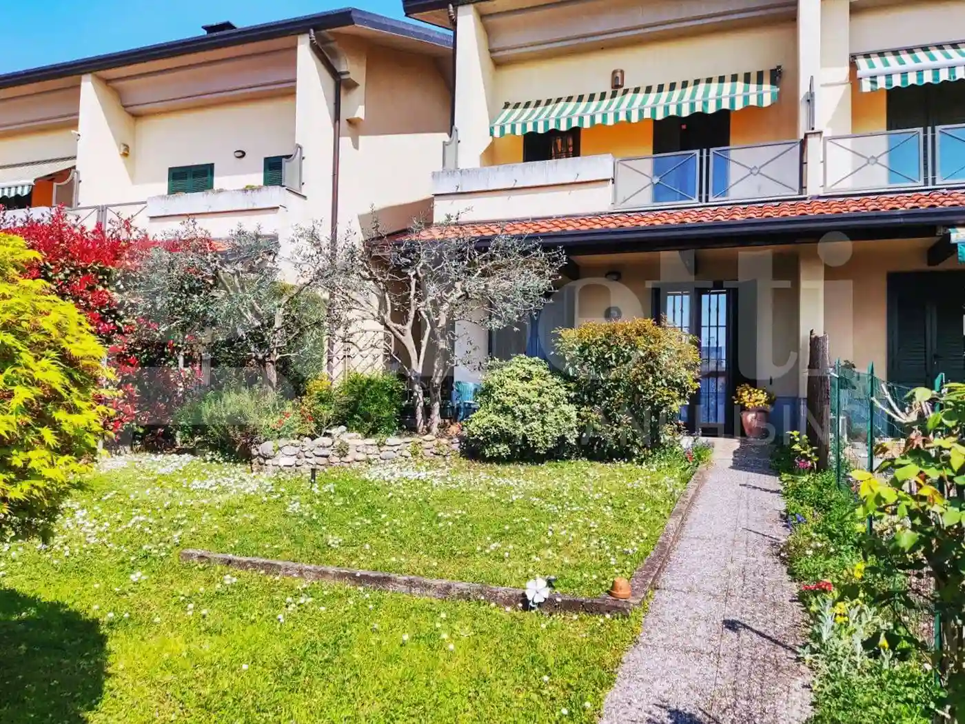 Villetta a schiera - foto 2