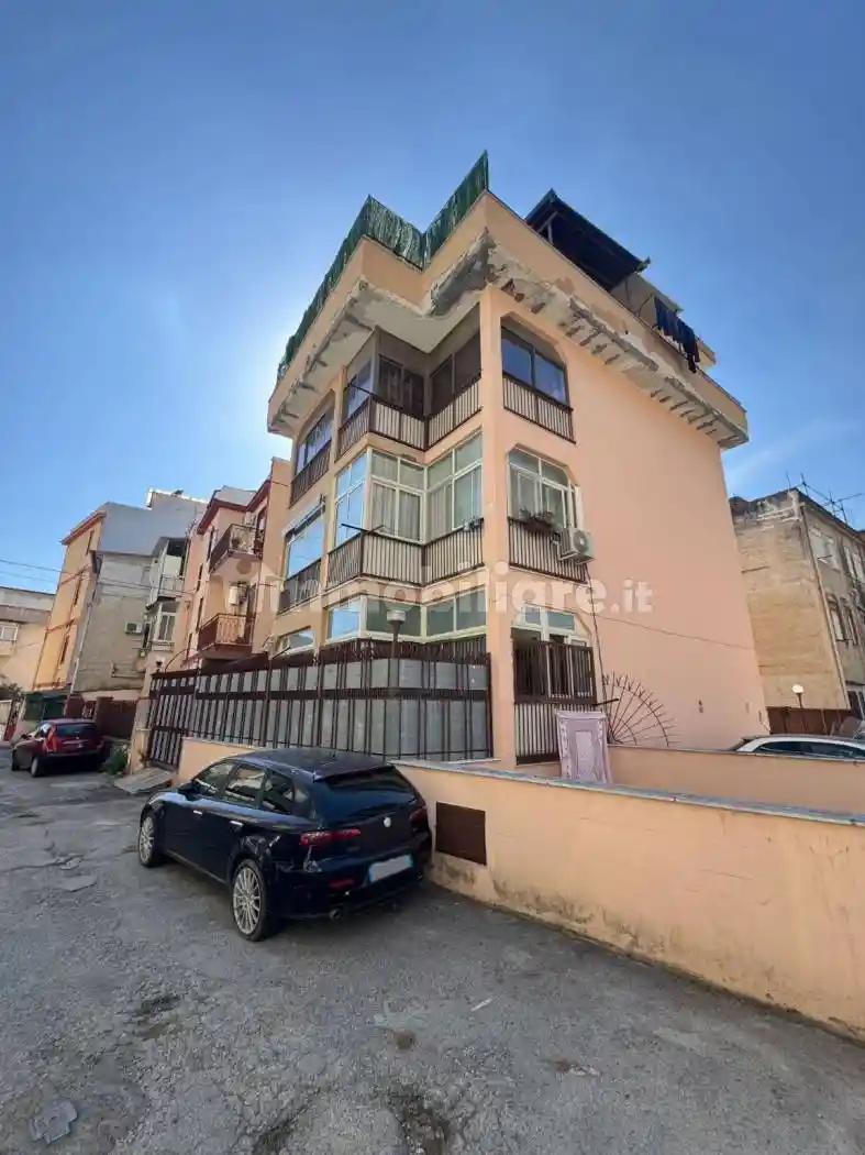 Appartamento in vendita a Palermo