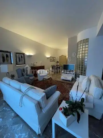 Villa in vendita a Campi Bisenzio