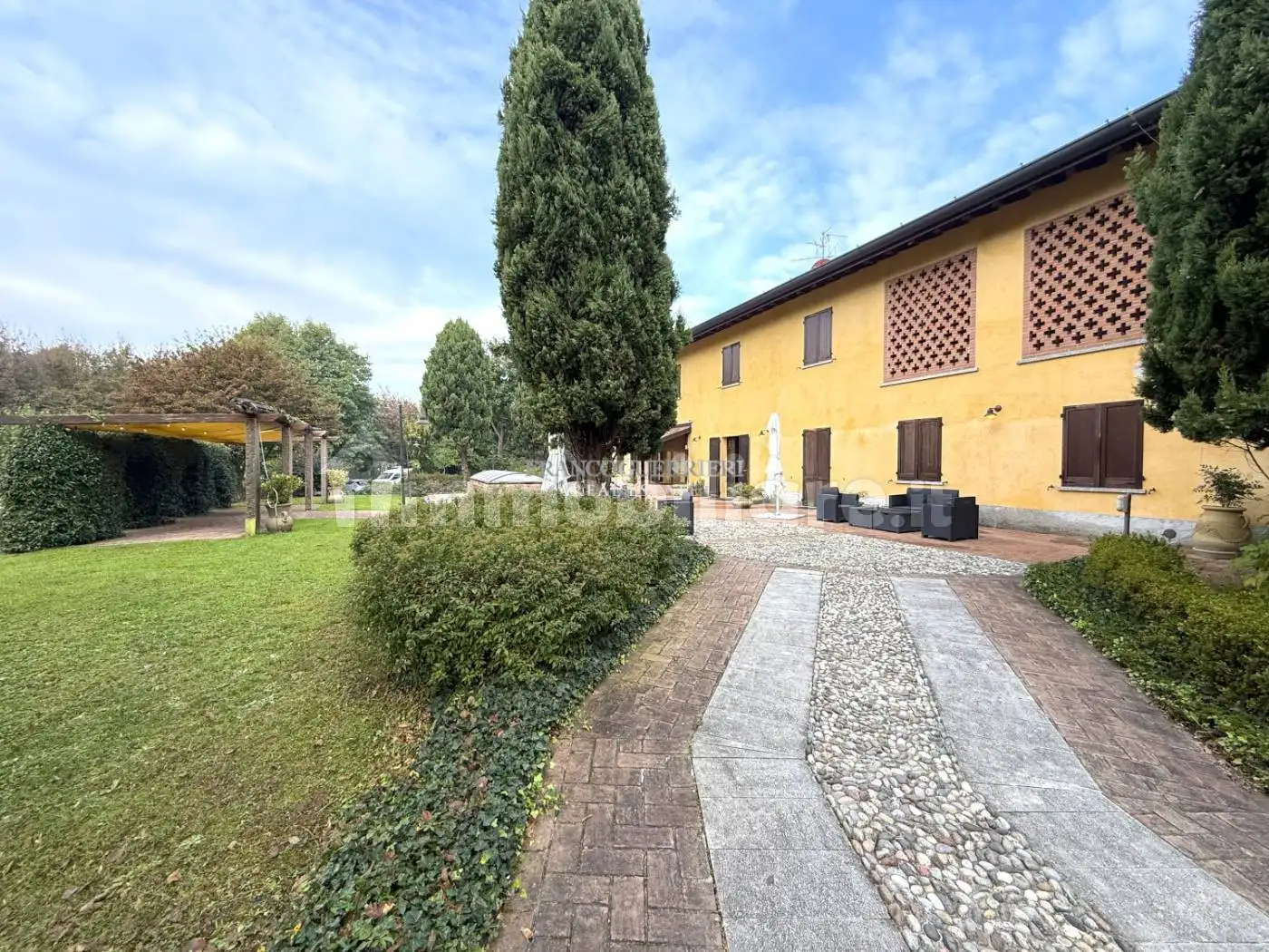 Rustico - Casale in vendita a Osnago