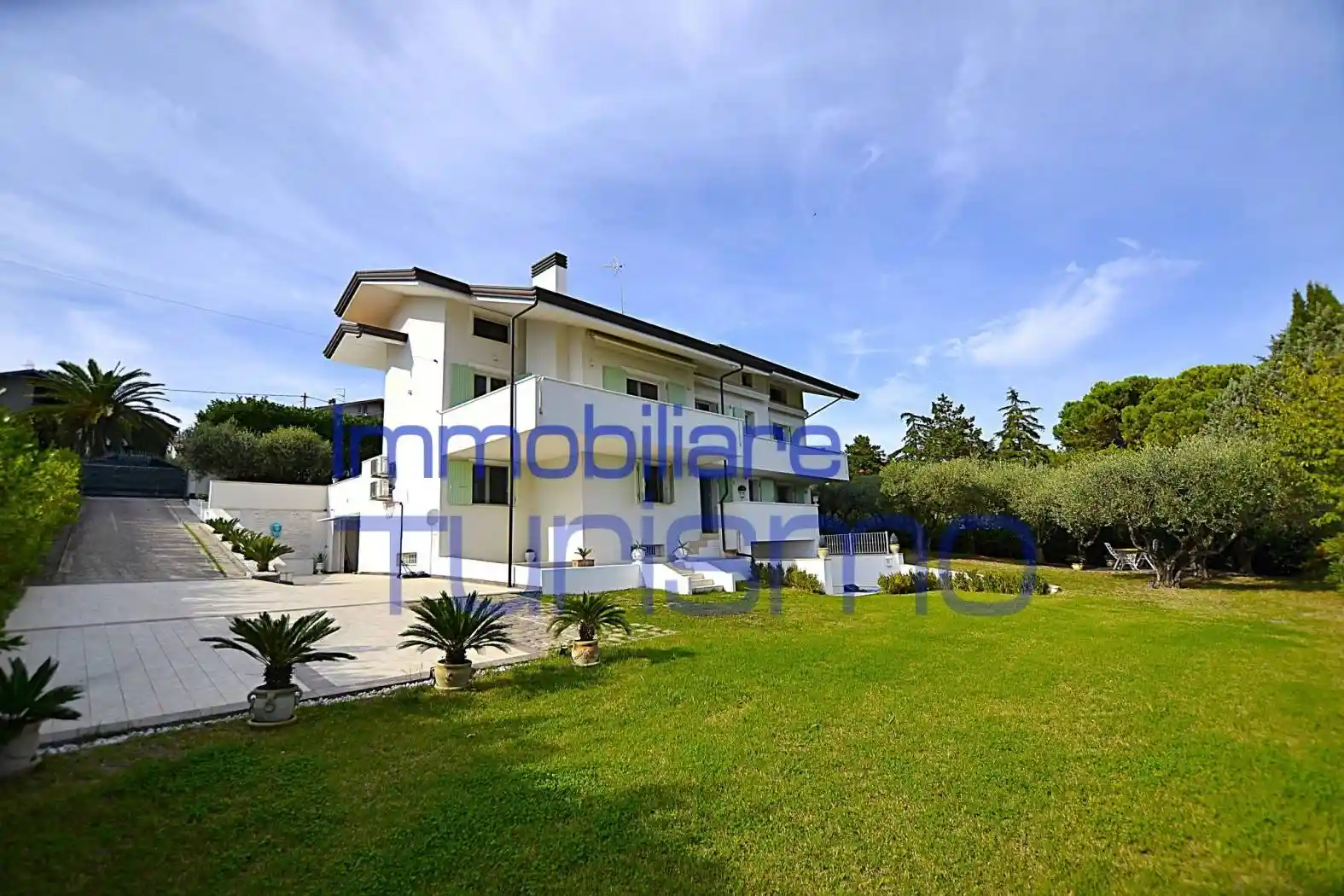 Villa in vendita a Riccione