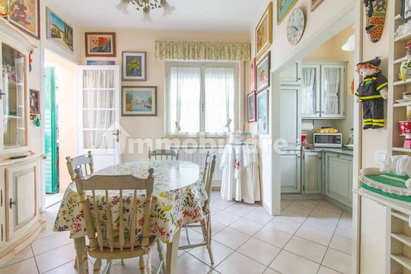 Villa in vendita a Cascina