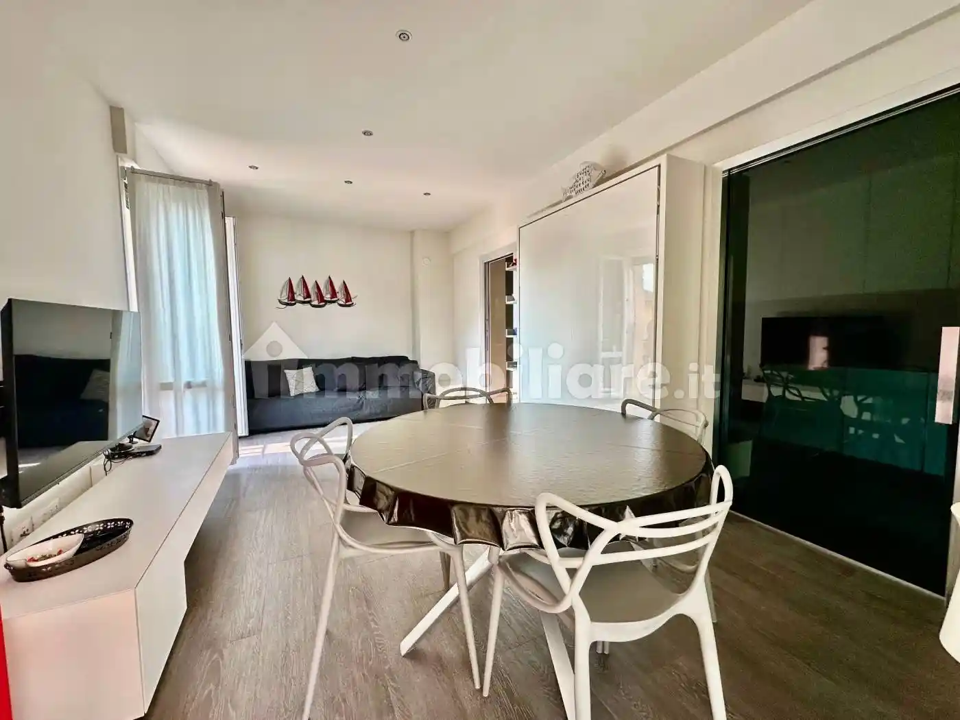 Appartamento in vendita a Finale Ligure