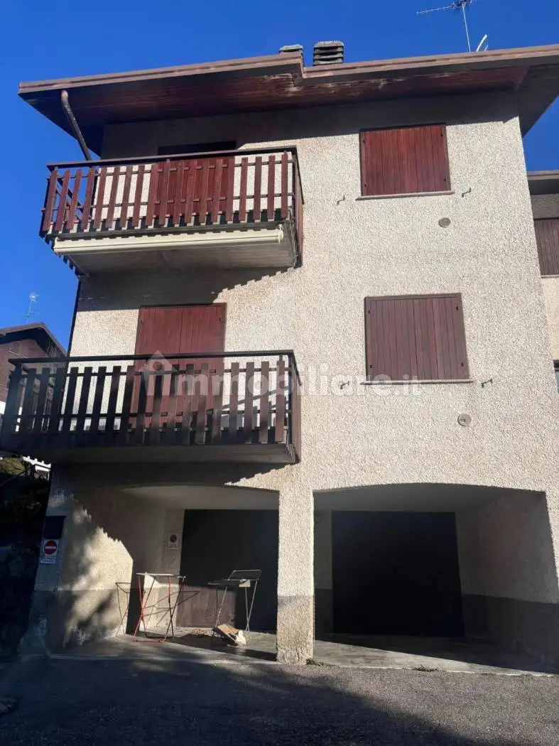 Appartamento in affitto a Serina