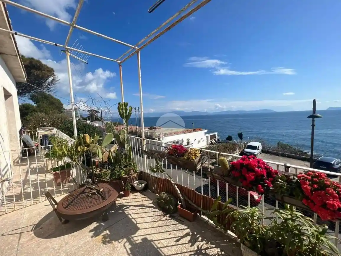 Quadrilocale via Marechiaro 118, Marechiaro, Napoli - foto 3