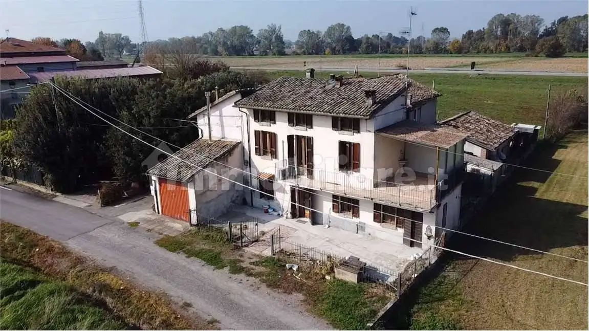 Casa indipendente in vendita a Fontanellato