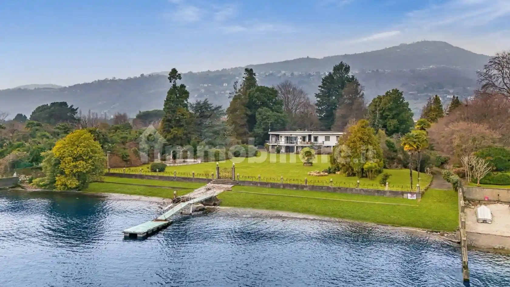 Villa in vendita a Lesa