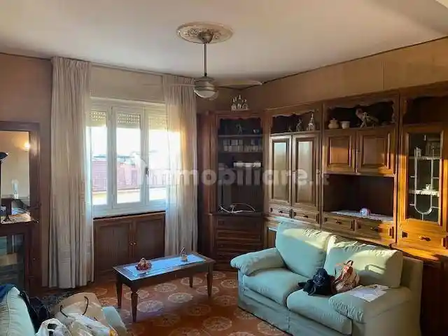 Appartamento in vendita a Cascina