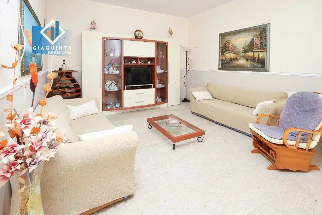 Casa indipendente in vendita a Ramacca