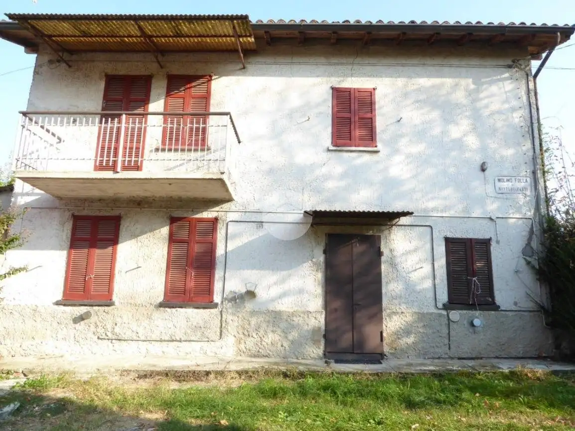 Casa indipendente in vendita a Montù Beccaria