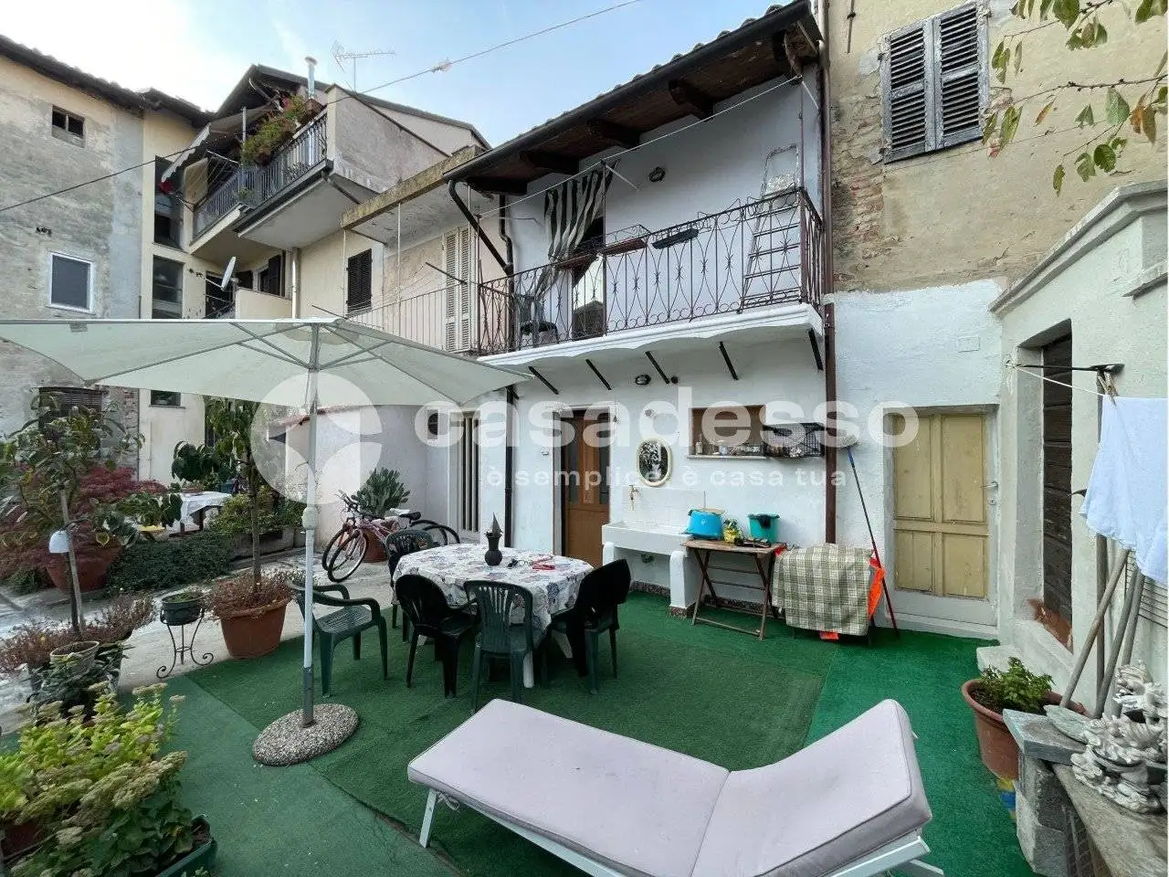 Casa indipendente in vendita a Palazzolo Vercellese