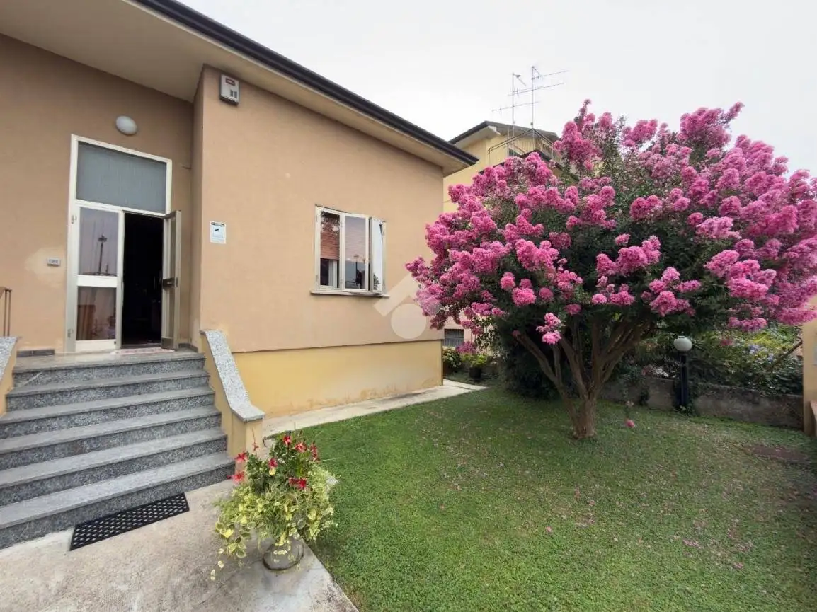 Villa in vendita a Mozzecane