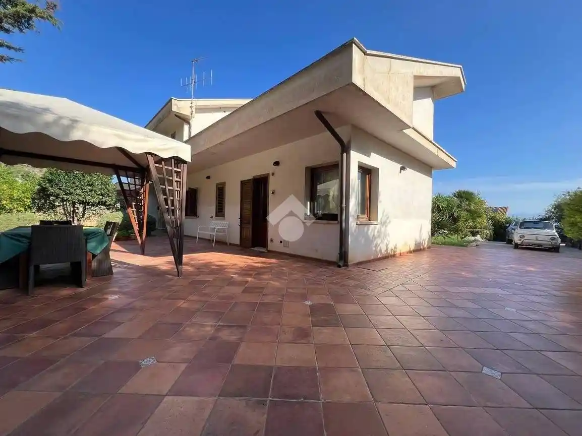 Casa indipendente in vendita a Castellammare del Golfo