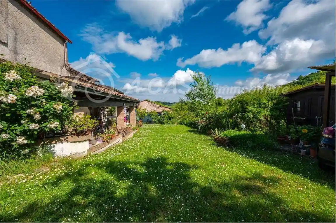 Casa indipendente in vendita a Medesano