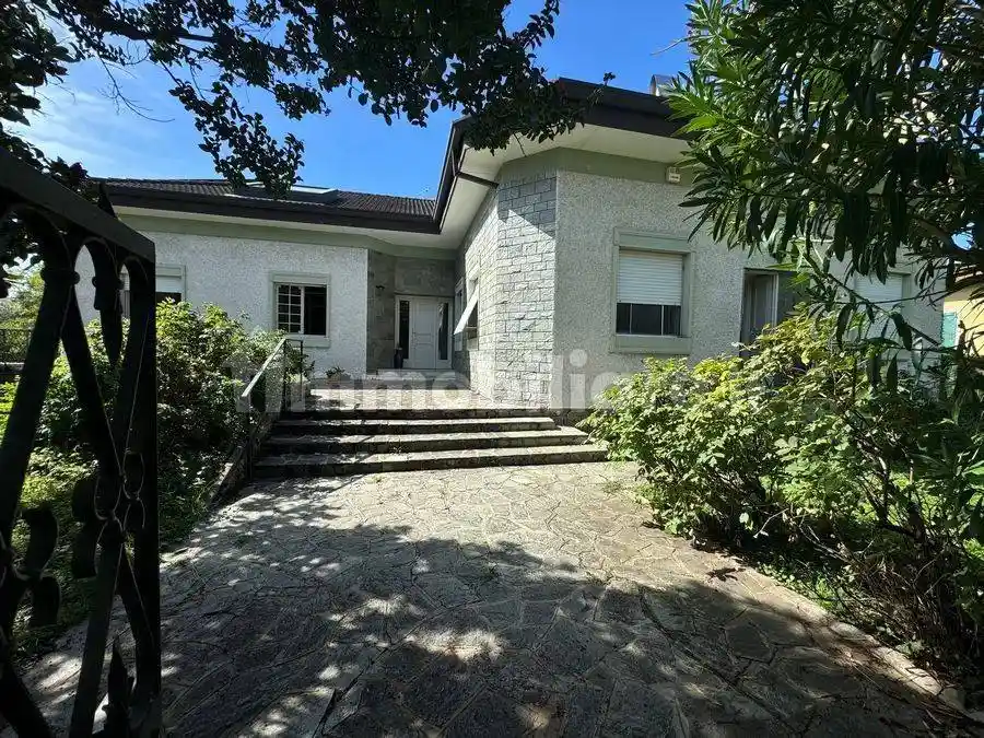 Villa in vendita a Brescia