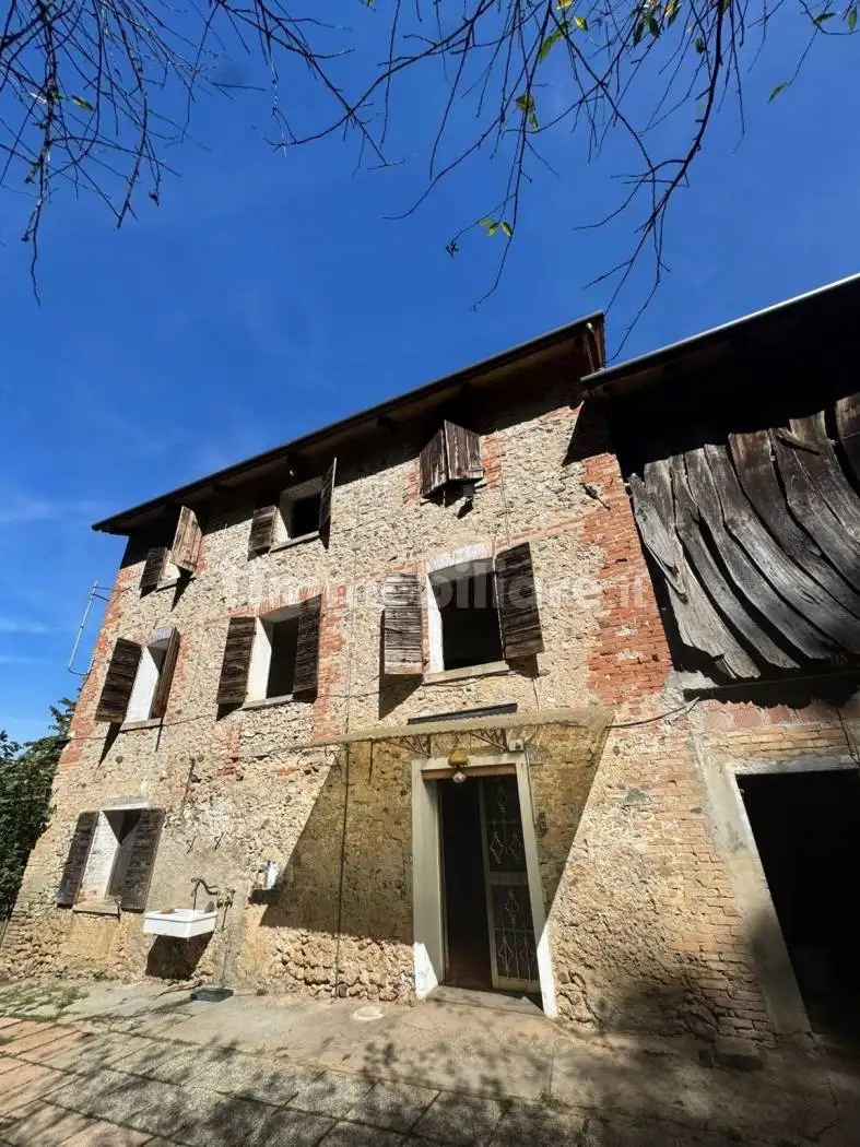 Rustico - Casale in vendita a Crocetta del Montello