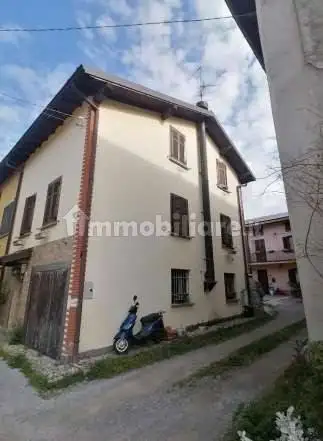 Appartamento in asta a Inverigo