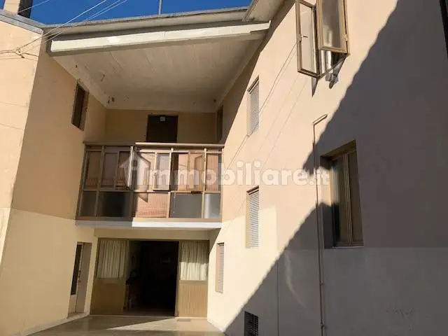 Casa indipendente in vendita a Mereto di Tomba