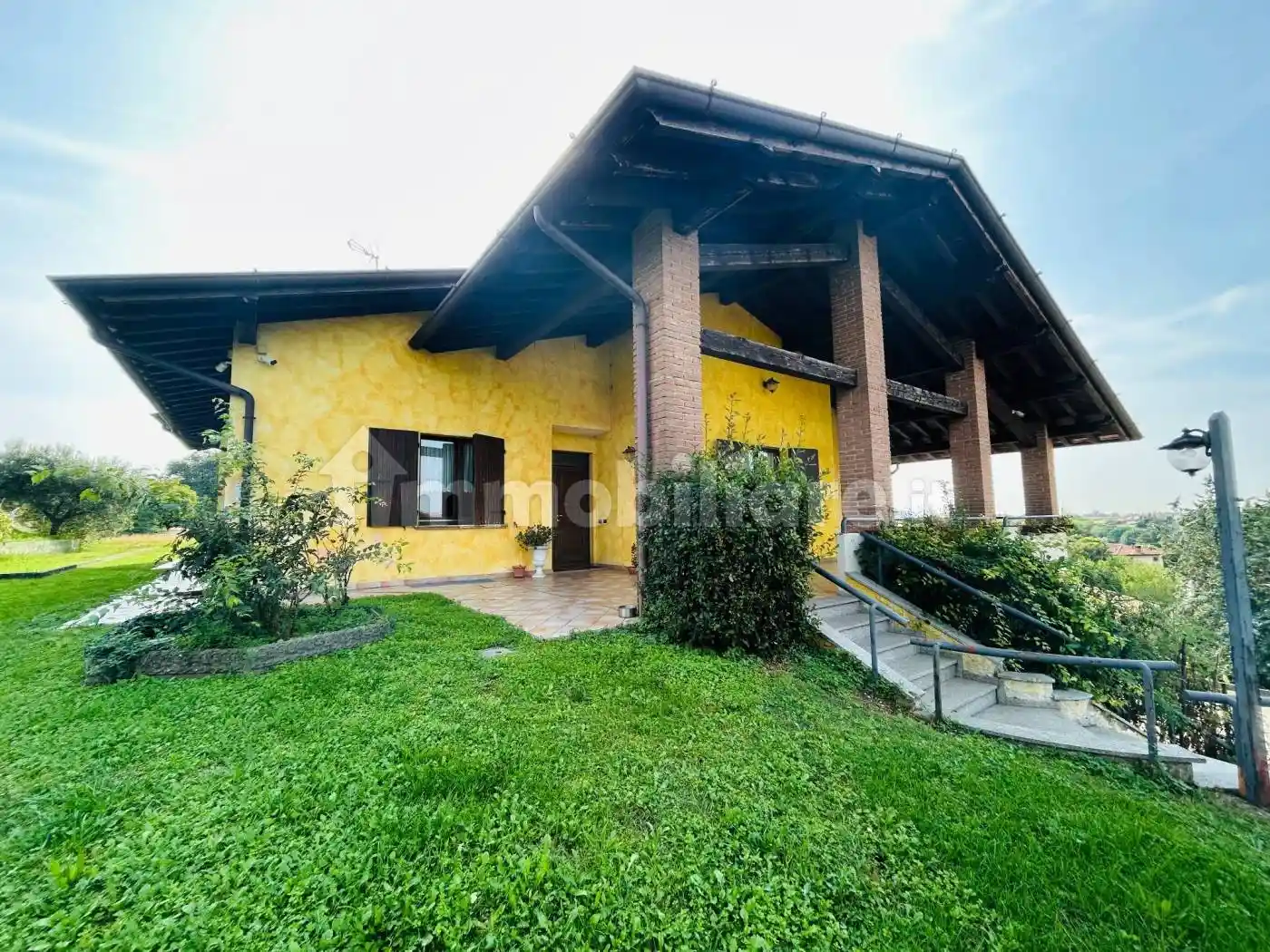Villa in vendita a Lonato del Garda
