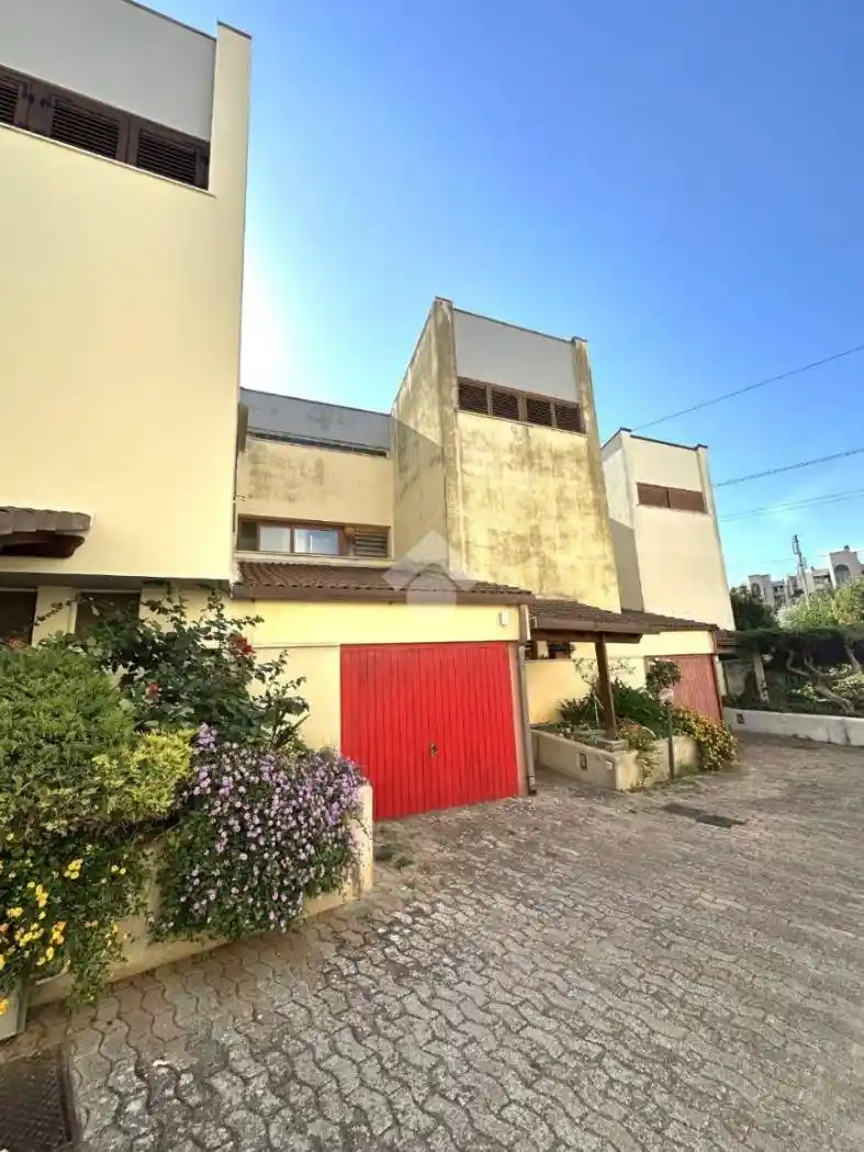 Villa a schiera via rodolfo morandi 6, Carbonazzi - Acquedotto, Sassari - foto 5