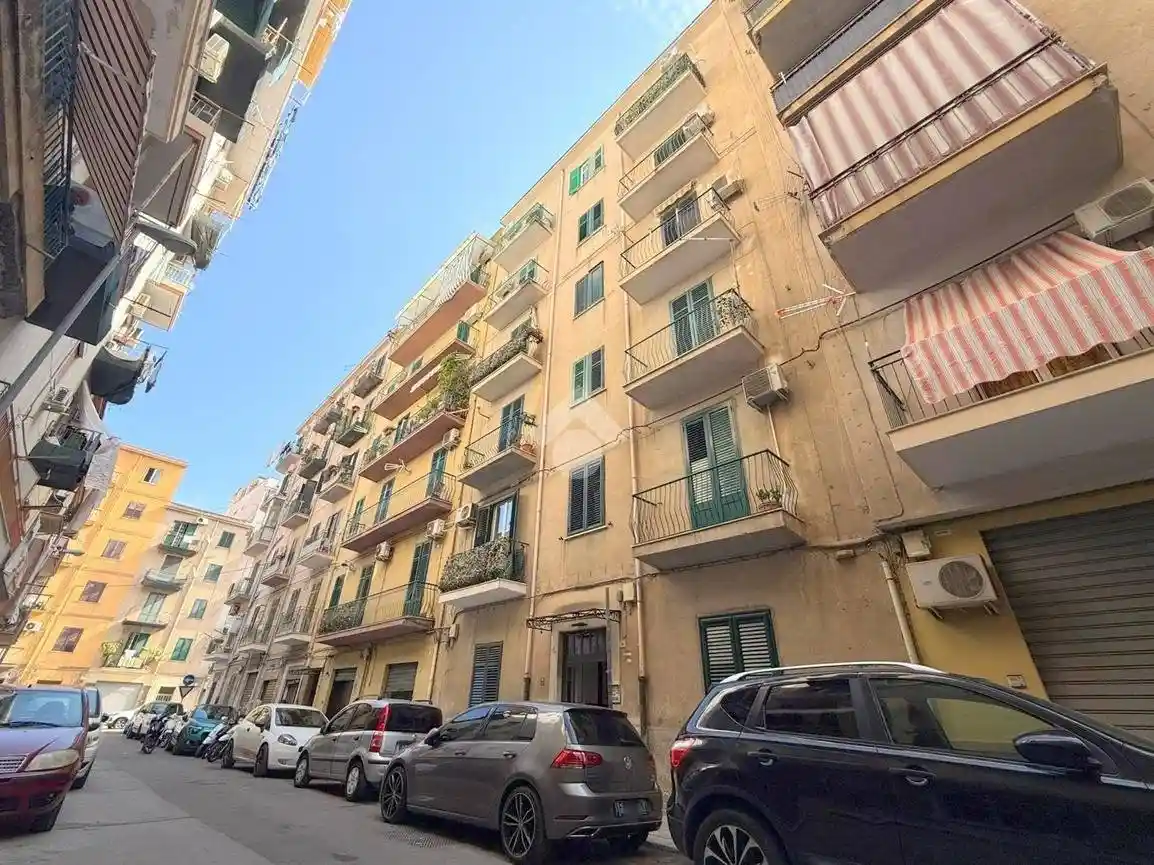 Appartamento in vendita a Palermo
