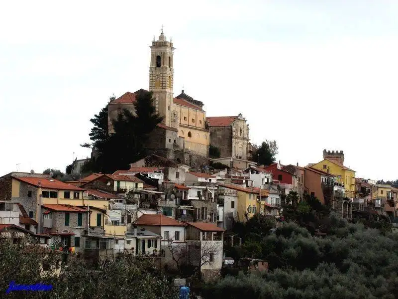 Trilocale piazza Fratelli Ruffini 5, Castellaro - foto 5